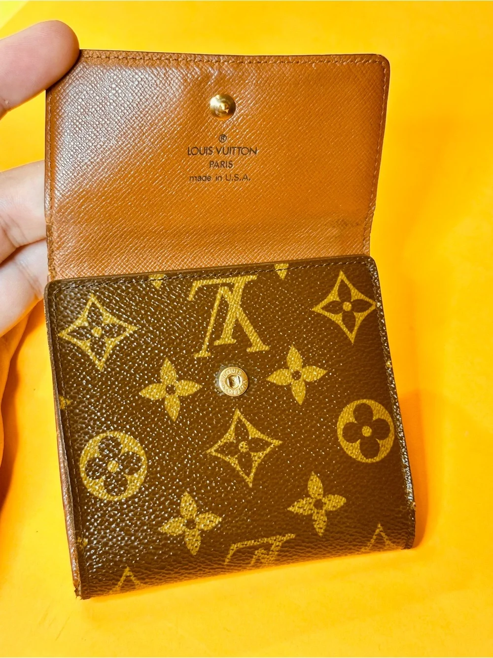 Louis Vuitton Monogram Compact Wallet - Brown & Gold 
Final price final sell - Picture 9 of 15